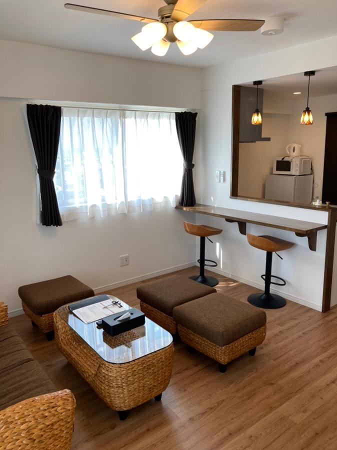Hotel Cozy Stay In Minatogawa Urasoe Exterior photo