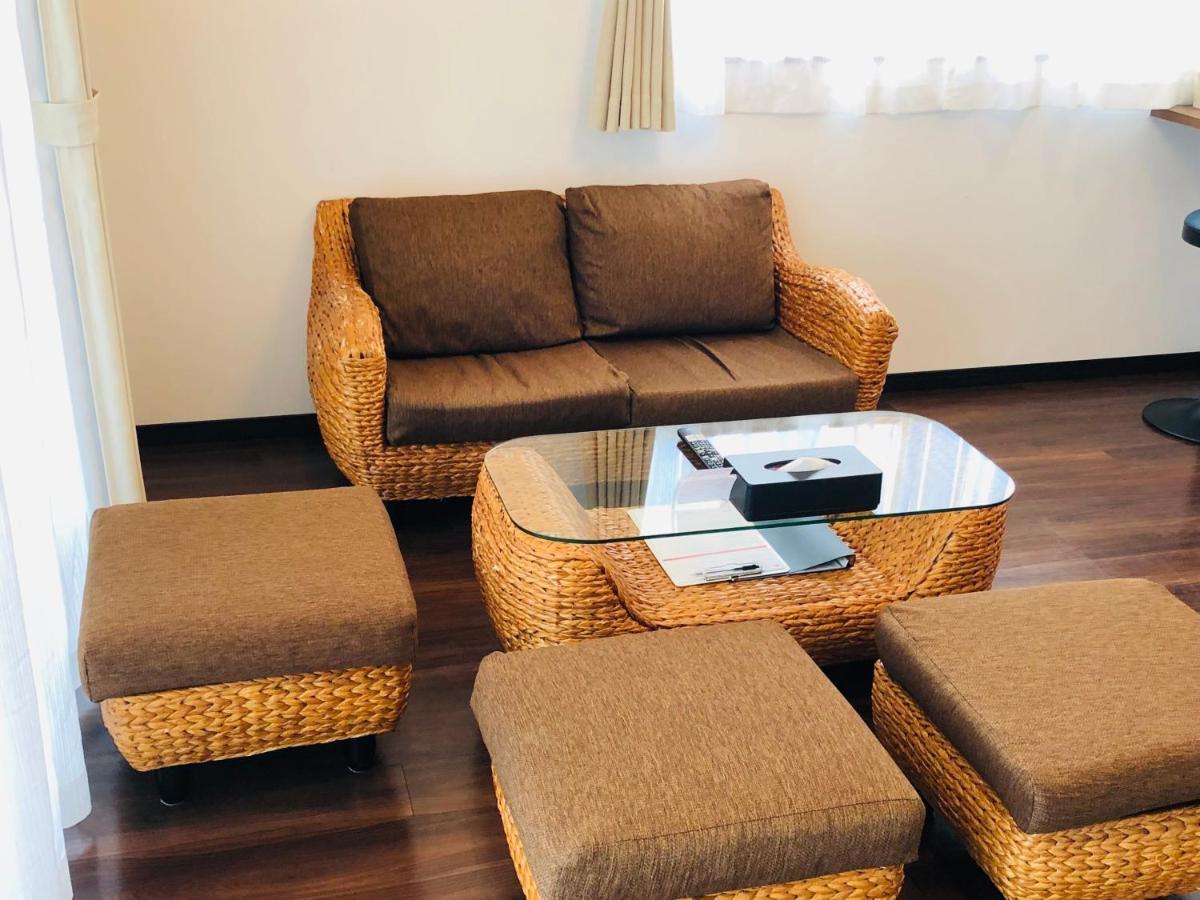 Hotel Cozy Stay In Minatogawa Urasoe Exterior photo